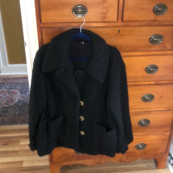Black Free People, fleece Teddy jacket.  Tortoise buttons. - Picture 1 of 5
